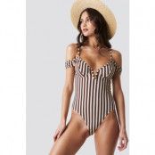 Camille Botten x NA-KD Slip Shoulder Swimsuit - Brown