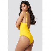 Hannalicious x NA-KD Deep Back Smocked Swimsuit - Yellow