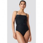 Hannalicious x NA-KD Thin Strap Structured Belted Swimsuit - Black