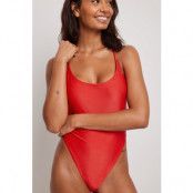 NA-KD Swimwear Baddräkt med djup rygg - Red