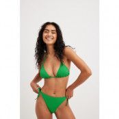 NA-KD Swimwear Prickiga bikinitrosor med knytband - Green
