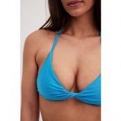 NA-KD Swimwear Vridd trekant-bikinitopp - Blue