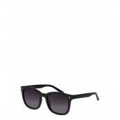 Katya Recycled Iconic Retro Sunglasses Black Accessories Sunglasses D-frame- Wayfarer Sunglasses Svart Pilgrim
