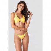 Gerda x NA-KD Low Cut Brazilian Bikini Bottom - Yellow