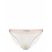 S6L610780.00113 Trosa Brief Tanga Vit Stella McCartney Lingerie