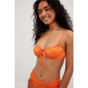 NA-KD Swimwear BH med snörning och kupdetalj - Orange