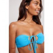 NA-KD Swimwear Bikinitopp med korslagd front - Blue