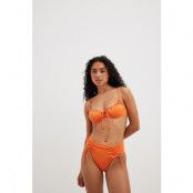 NA-KD Swimwear Högt skuren bikinitrosa - Orange