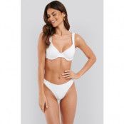 NA-KD Swimwear Structured Lace Edge High Cut Bikini Panty - White