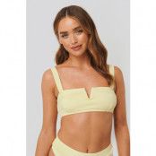 NA-KD Swimwear Structured V-cut Bikini Top - Yellow