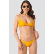 NA-KD Swimwear Bikinitrosor Med Tunna Band - Yellow