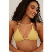 NA-KD Swimwear Triangelbikinitopp med cirkeldetalj - Yellow