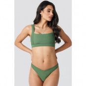 NA-KD Swimwear V-formad bikiniunderdel - Green