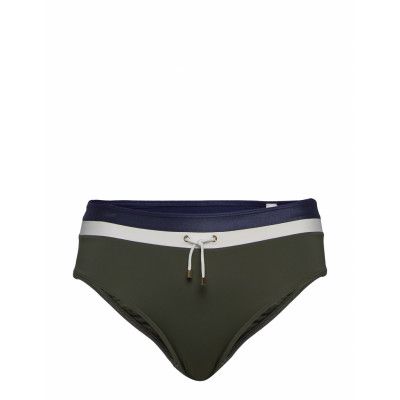 Ocean_drive Bikinitrosa Grön Primadonna