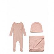 New Born Gift Box - Suit, Hat And Blanket Gift Sets Rosa MarMar Cph