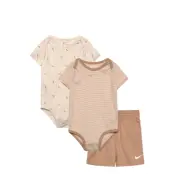 Nike Nike Essential Stripe Set - Beige - 92