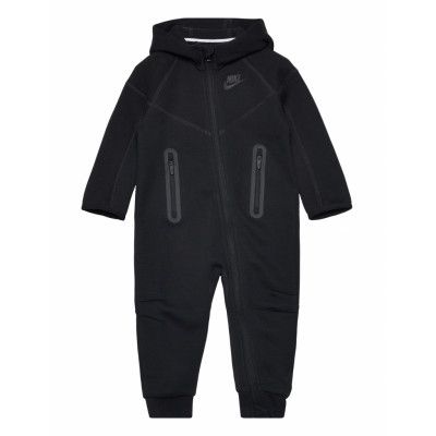 Nkn Tech Fleece Hooded Coveral / Nkn Tech Fleece Hooded Cove Långärmad Bodysuit Svart Nike
