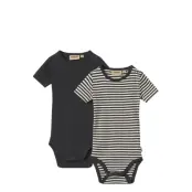 Wheat 2 Rib Body S/S Timo - Black - 80