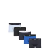 BOSS Trunk 5P Essential Svart