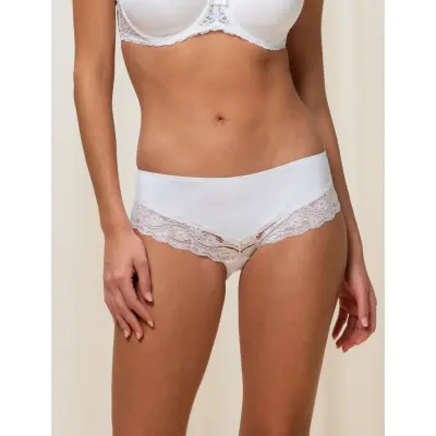 Triumph Lovely Micro Hipster - White - XL