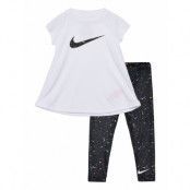 Swoosh Pop Ss & Legging Set Sets Sets With Short-sleeved T-shirt Svart Nike