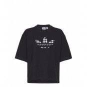 Tref Infill Tee T-shirts & Tops Short-sleeved Svart Adidas Originals