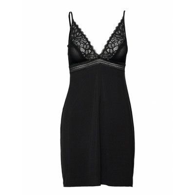 Raffine Nattlinne Svart Wacoal