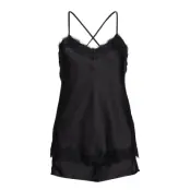 Smilla Top + Shorts Pyjamas Svart Missya
