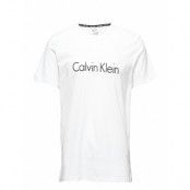 S/S Crew Neck Underwear Night & Loungewear Pyjama Tops Vit Calvin Klein