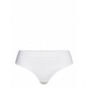 Blanche Microfiber String Stringtrosa Underkläder Vit Understatement Underwear