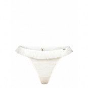 Brief Ivy Thong Flounce Stringtrosa Underkläder Vit Lindex