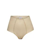 Underprotection Christyup High String Beige