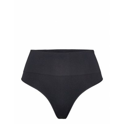 Spanx Spanxshape™ Extraordinary Thong Svart