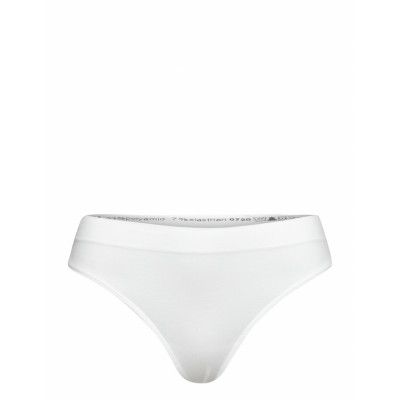 Missya Lucia String Vit