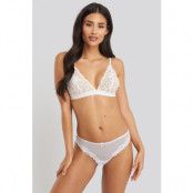 NA-KD Lingerie Lace Basic Thong 2-pack - White