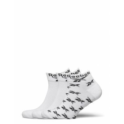 Cl Fo Ankle Sock 3P Ankelstrumpor Korta Strumpor Vit Reebok Classics