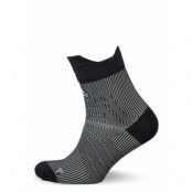 Performance Graphic Quarter Socks Underwear Socks Regular Socks Svart Adidas Performance