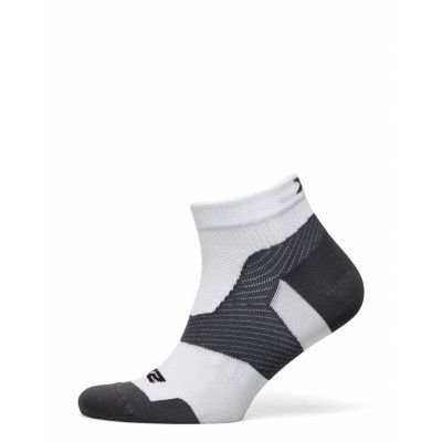 Vectr Ultralght 1/4 Crew Sock Ankelstrumpor Korta Strumpor Vit 2XU