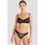NA-KD Lingerie Lace Edge Dotted Brief - Black
